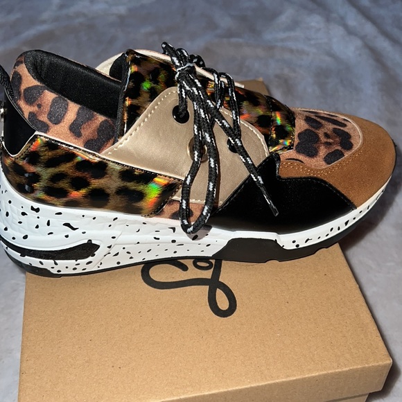 Fabulous La Sheelah lace brown leopard size 6 shoes - Picture 7 of 7